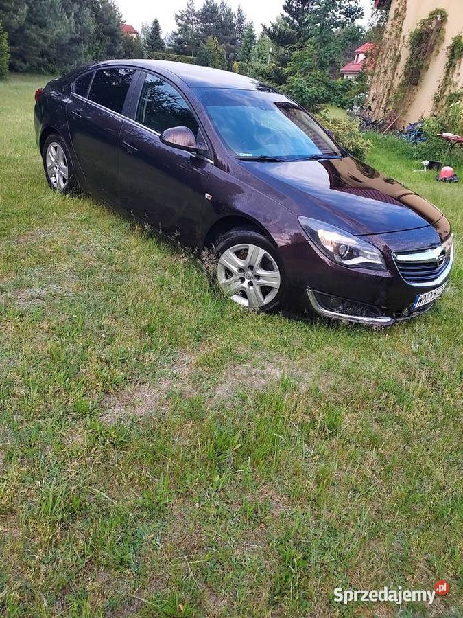 Opel insignia 20T 250 2016r benzyna Łomna