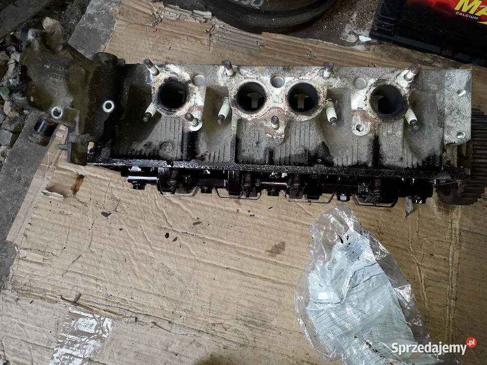 Glowica cylindrów dacia 14 2009r sprawna osobowe śląskie Myszków