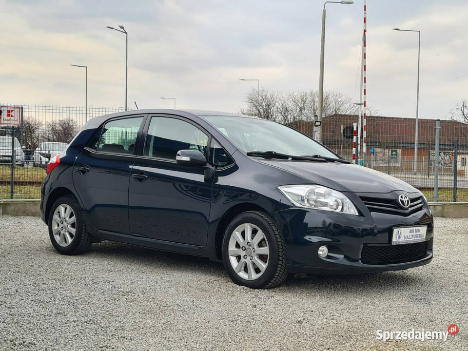 Toyota Auris 99 16 132 Klimatyzacja Halogeny Toyota Wągrowiec