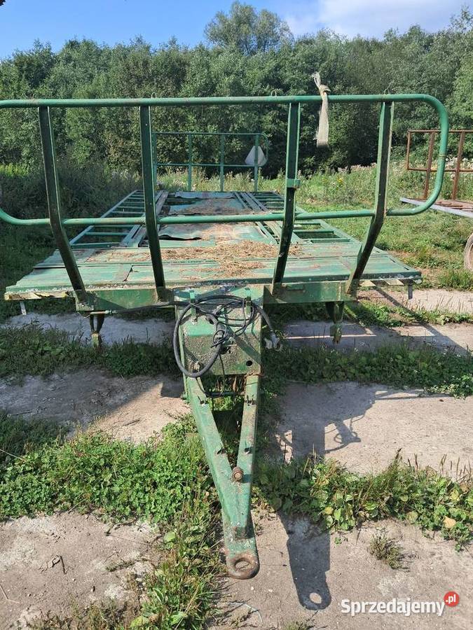 Przyczepa do bali balotów Liskowate