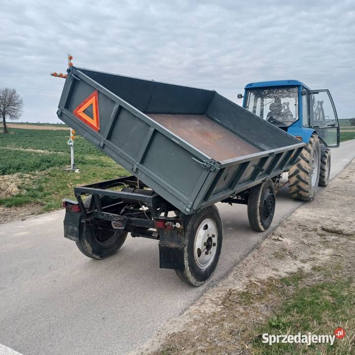 Przyczepa 4T wywrotka Przyczepy rolnicze Piaski