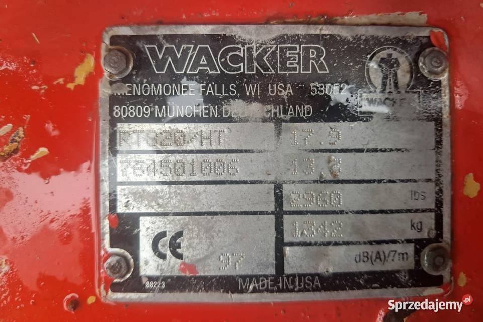 Mini walec okołkowany WACKER RT820HT