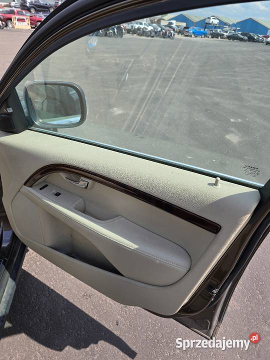 Kompletne wnętrze Volvo XC70 2013r