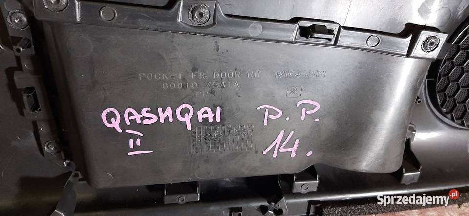 Boczek tapicerka drzwi Nissan Qashqai II prawy Włoszczowa sprzedam