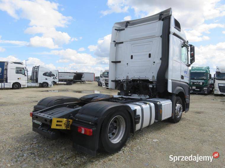 MERCEDESBENZ ACTROS 2022 1280900 ccm 449 Ursynów