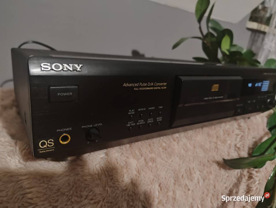 Odtwarzacz CD Sony cdp xe 800 z pilotem Trzebuska