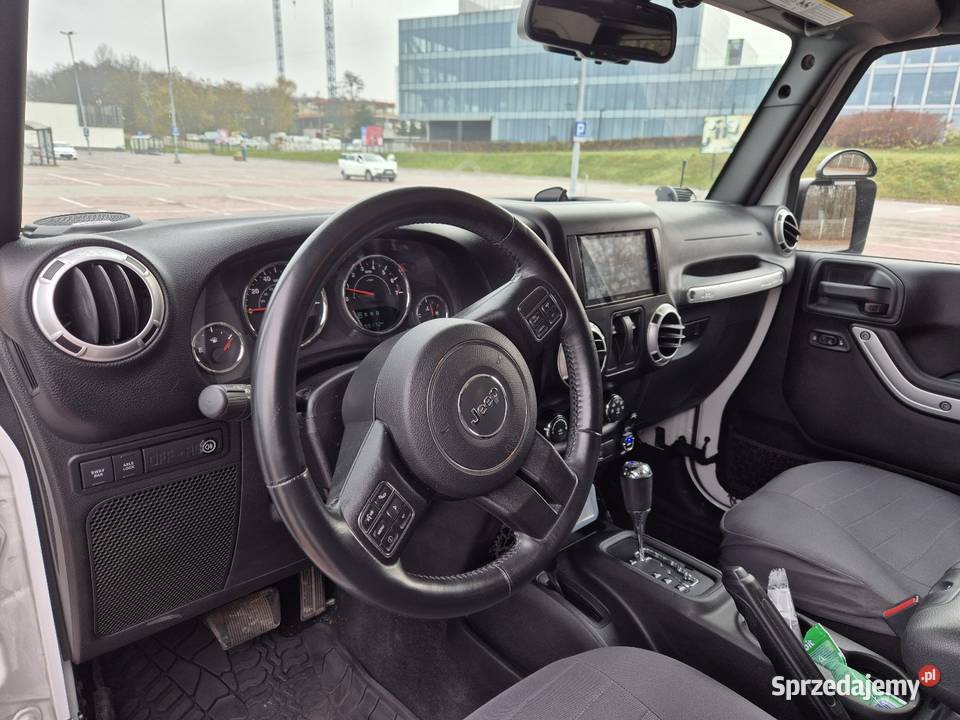 Jeep Wrangler Rubicon 36 V6 automat poduszka powietrzna