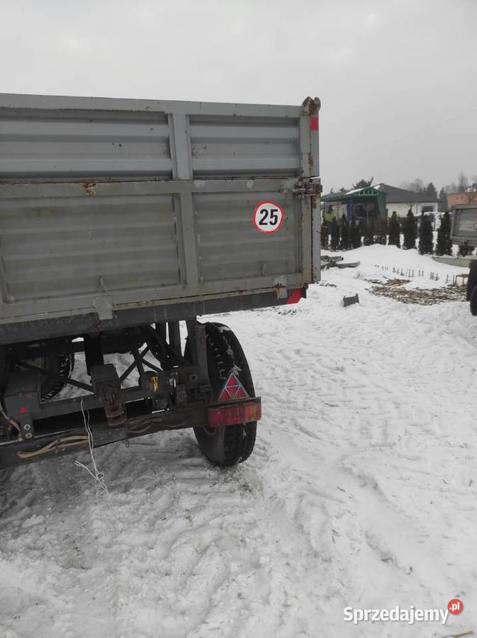 Przyczepa D 732 2 Przyczepy rolnicze