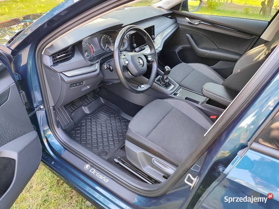 Skoda Octavia IV polski salon Kołacin sprzedam