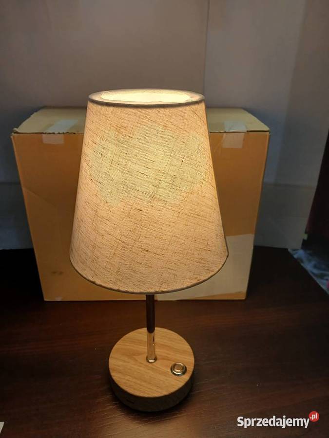 Bezprzewodowa lampka stołowa