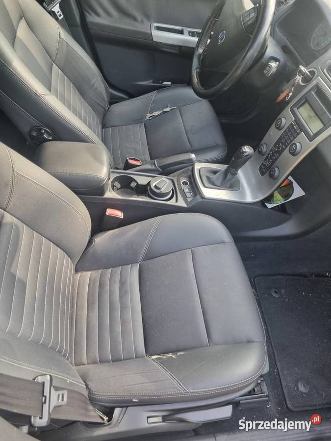 Volvo v50 tanie na dojazdy do pracy szkoly V50 kujawsko-pomorskie Chełmża