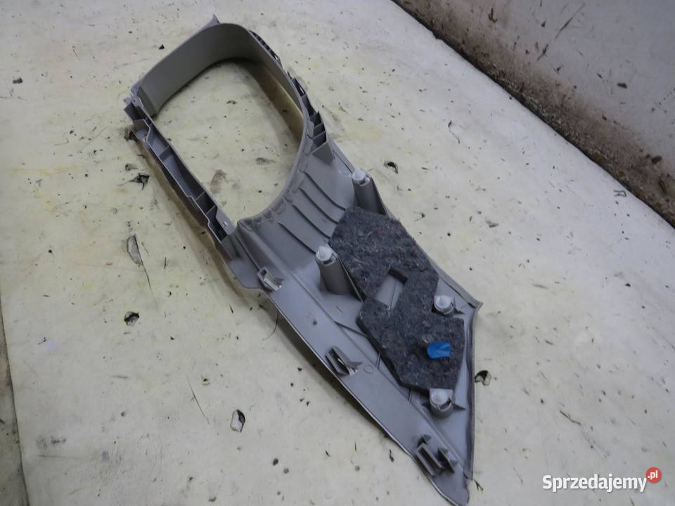 OSŁONA SŁUPKA LEWY TYŁ AVENSIS T27 T29 KOMBI osobowe