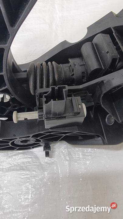 Pedał sprzęgła FORD FIESTA MK8 11 H1BC7B633A1E osobowe
