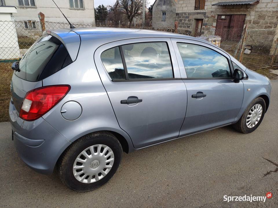 Opel Corsa D 2010R Benzyna 12 16V 75 Z NIEMIEC manualna podkarpackie
