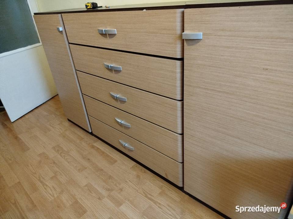 Komoda z szufladami i szafkami Komody małopolskie sprzedam