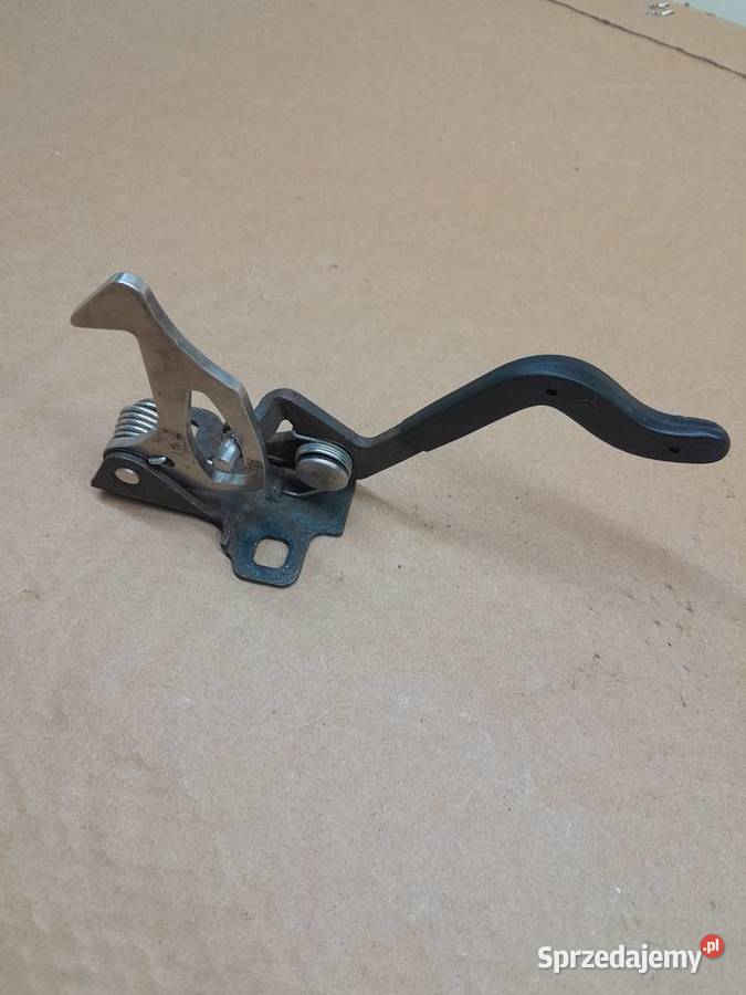 Bmw 5 E39 zamek maski