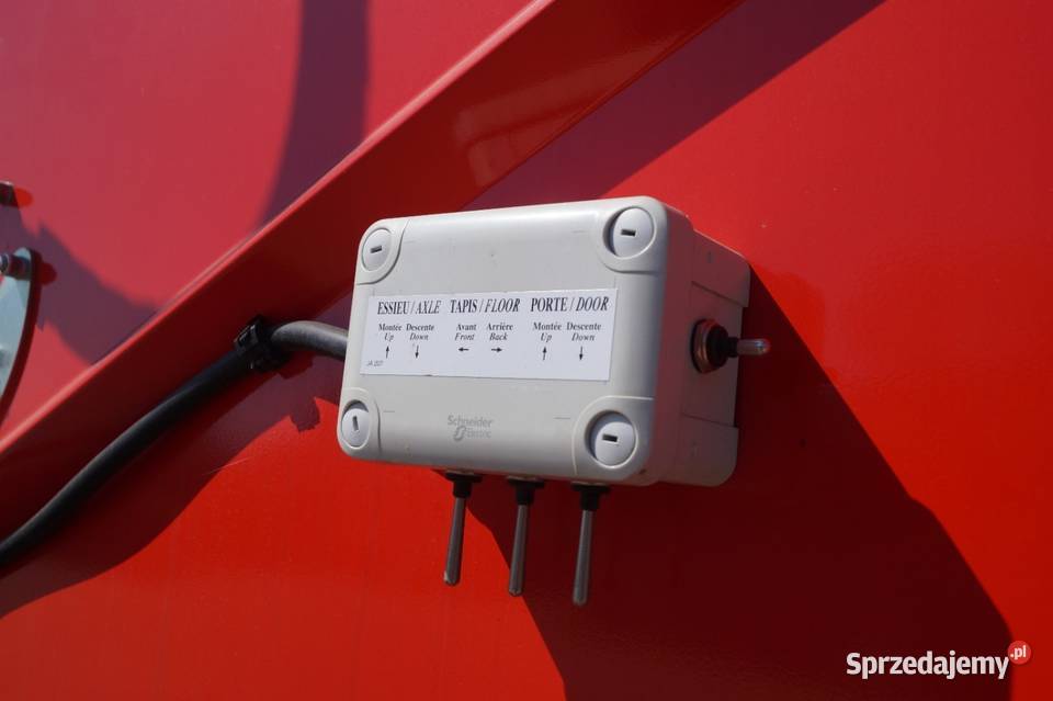 Ścielarka Jeulin do słomy paszy francuska przekl nieuszkodzony wielkopolskie Malanów