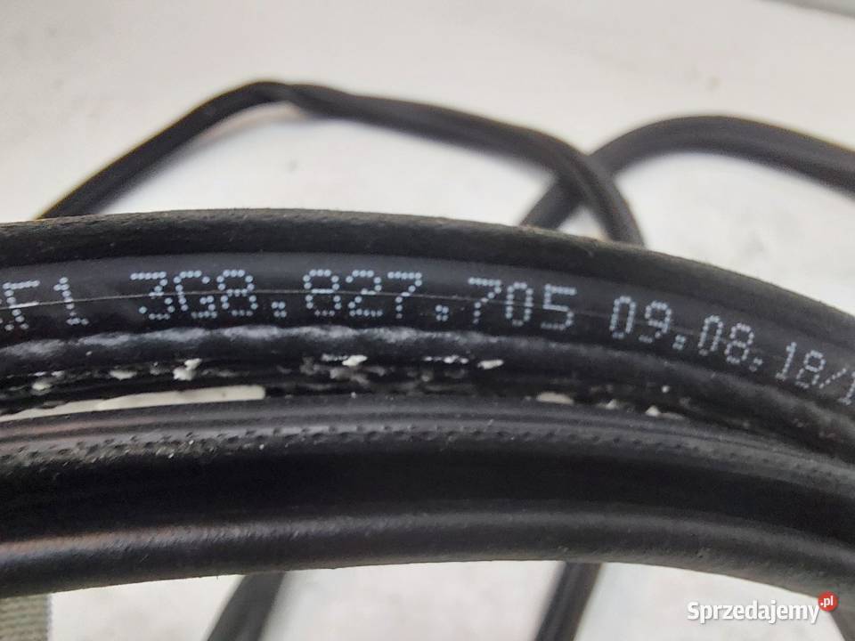 VW Arteon 3G8 2018r USZCZELKA BAGAŻNIKA