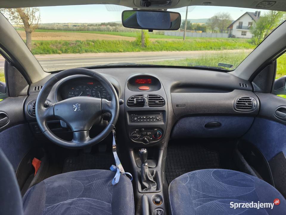 Peugeot 206 14Bgaz 2002 klima elektryka TANIO