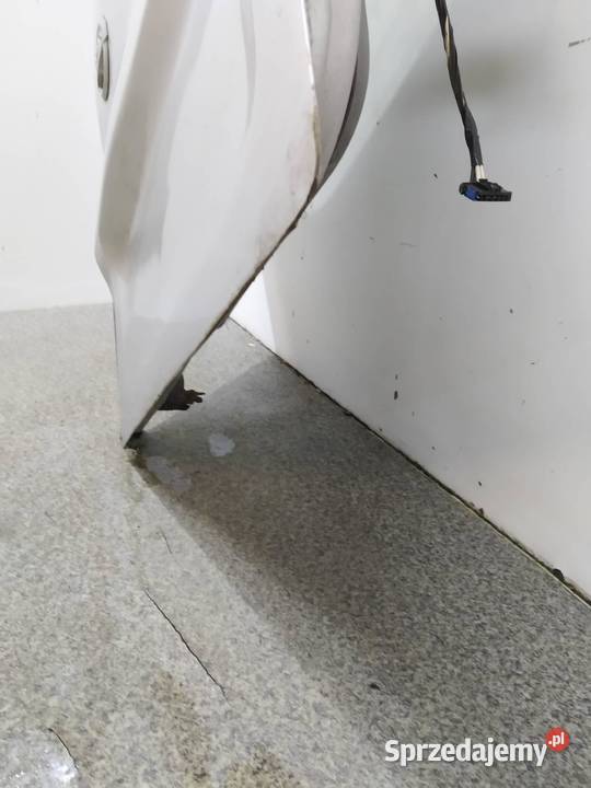 DRZWI PRAWE TYŁ CMG64 Nissan Primastar I osobowe sprzedam