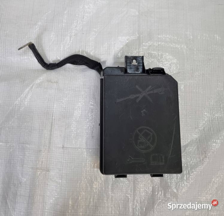 OPEL CORSA E 14 SKRZYNKA PUSZKA BEZPIECZNIKOW