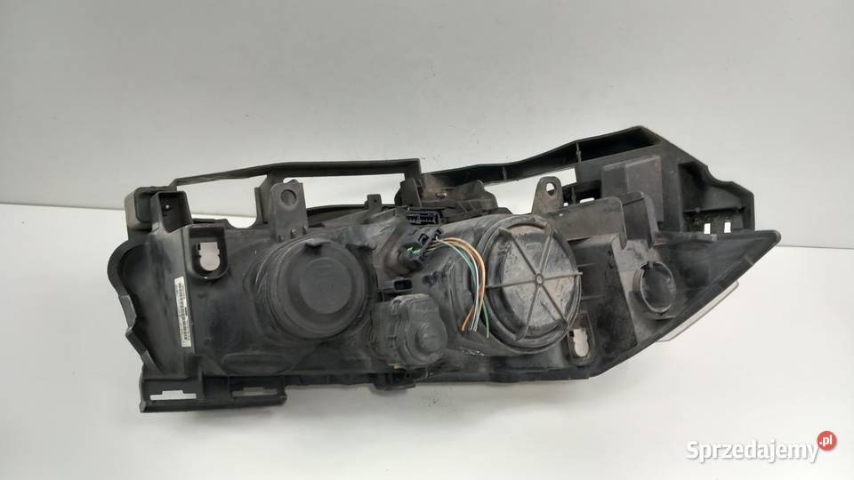 MEGANE II LIFT LAMPA PRZÓD LEWA XENON SOCZEWKA osobowe