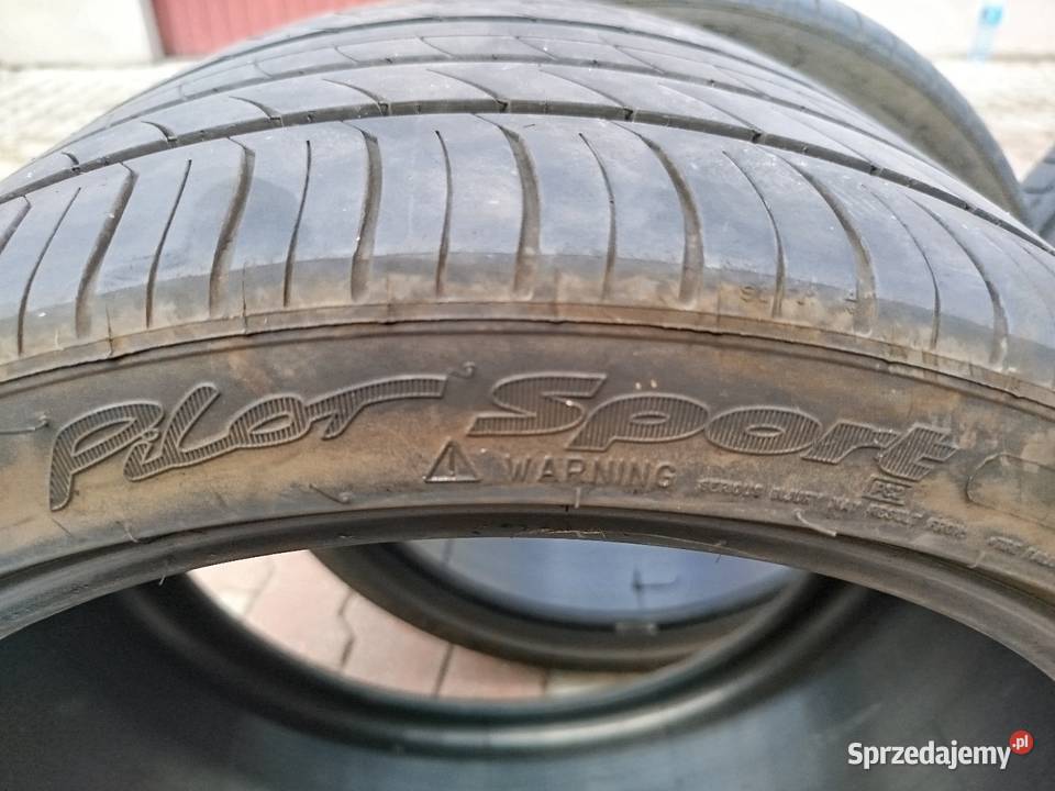 Dwie opony Michelin do Porsche911 Turbo 2013 Pirelli Samochodowe sprzedam