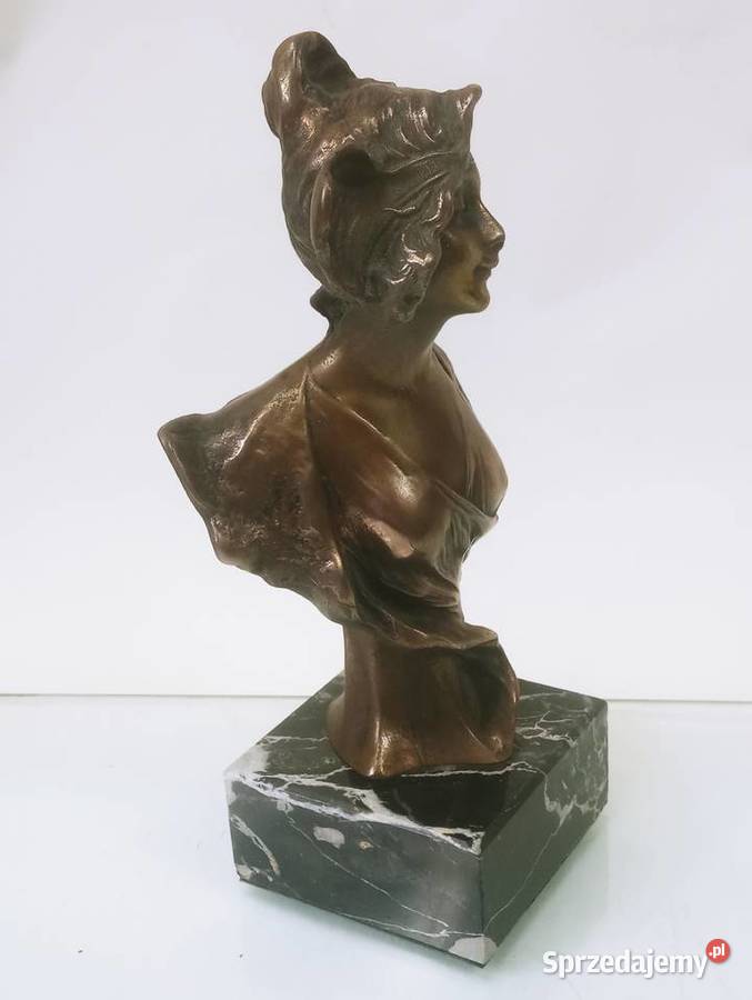 Henri Jacobs Rzeźba Kobieta w Czepcu Brąz Antyki Nowa Sól