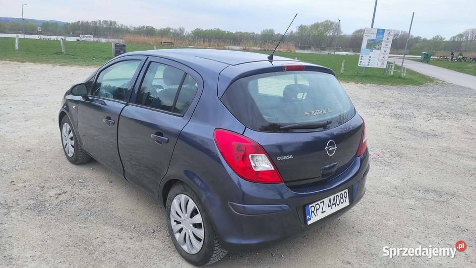 Opel Corsa d Rok produkcji 2009 Łopuszka Mała