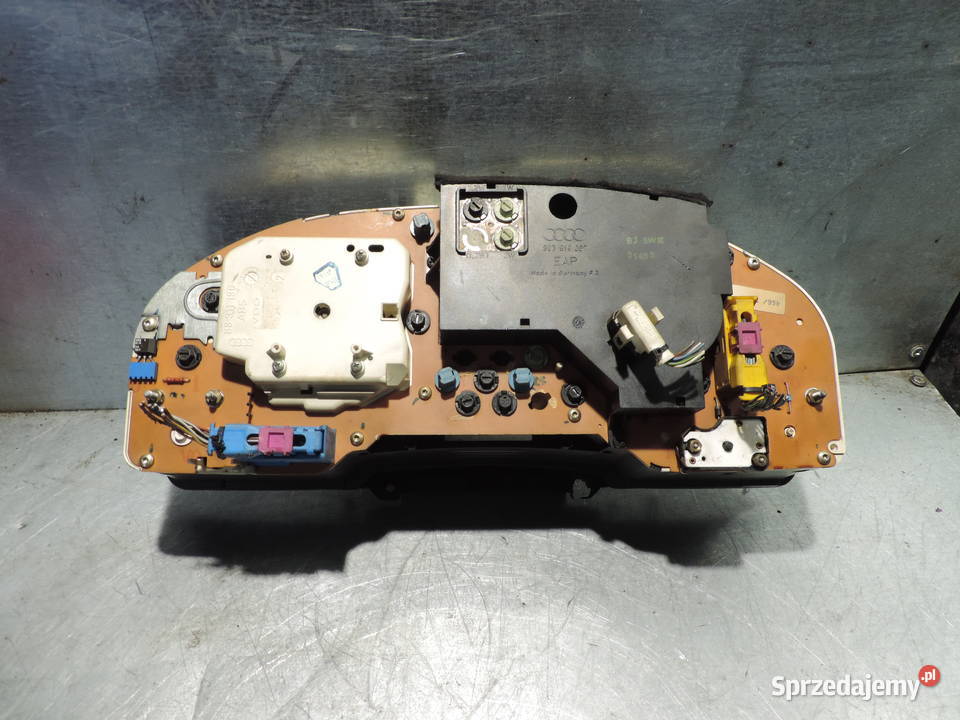 AUDI 80 B3 B4 LICZNIK ZEGARY 8A0919033H Rok produkcji 1996 Nowy Sącz sprzedam