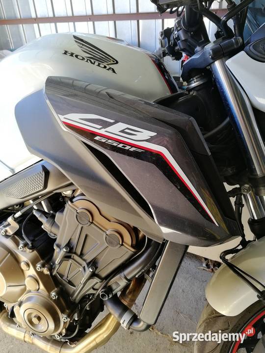 HONDA CB650F ABS LED Polift 2017r Wydech MIVV Rok produkcji 2017 Tarnów