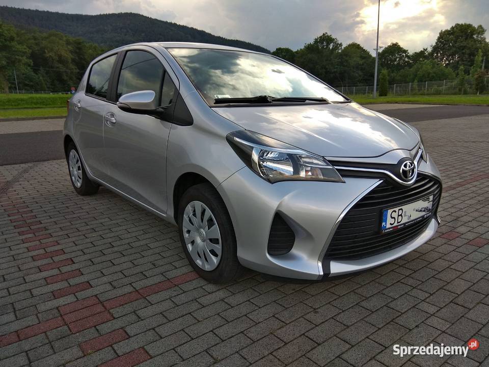 Toyota Yaris Premium 1.0 Benzyna 1 Właściciel Salon Polska Bielsko-Biała - Sprzedajemy.pl