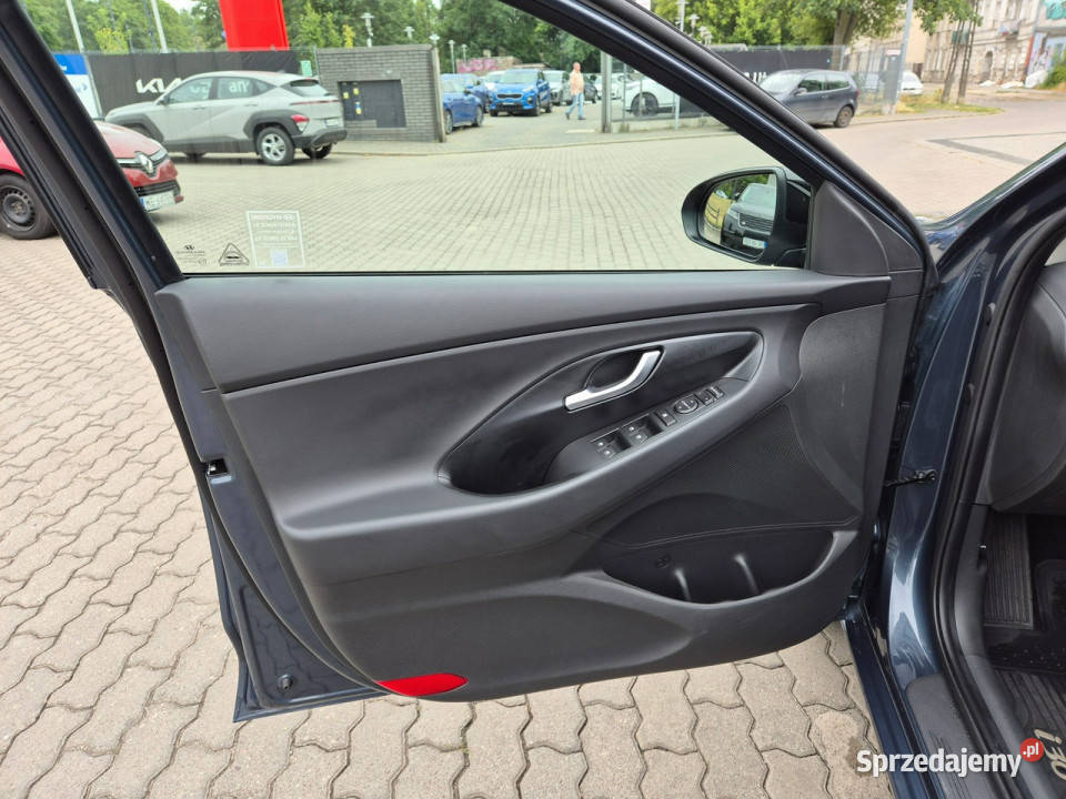Hyundai i30 15 TGDI 7DCT 48V 160 WersjaSmart Zarejestrowany w Polsce sprzedam