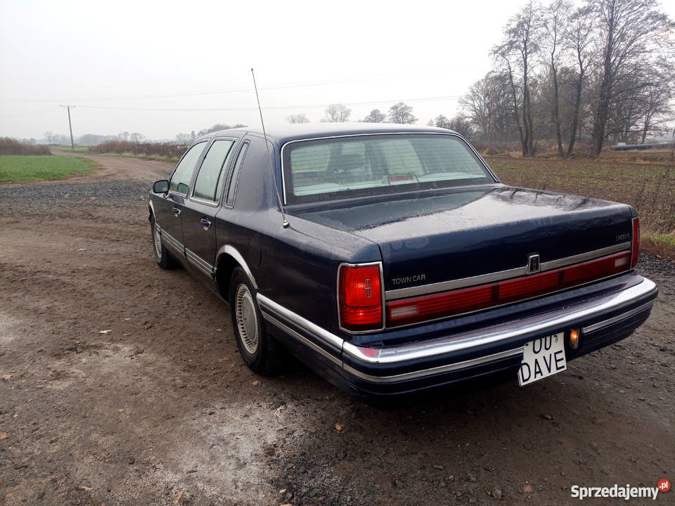 Lincoln towncar 1990r full exlusive podgrzewane fotele Osiny