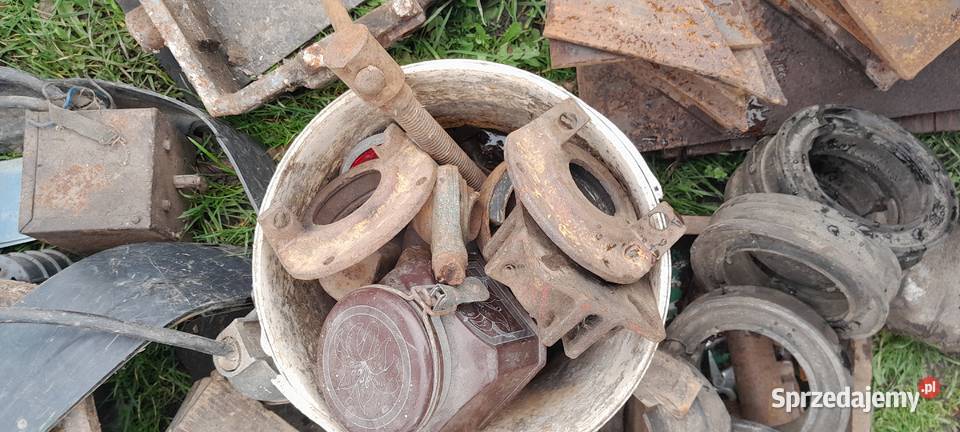 Wyprzedaż garażowa różności