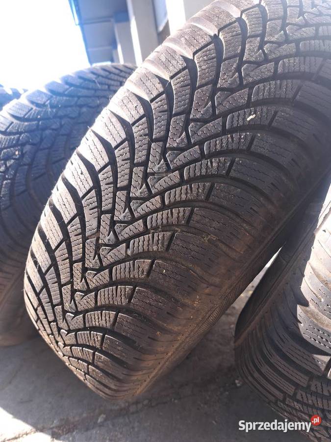 Sprzedam opony zimowe SUV 24570R16 Falken śląskie sprzedam