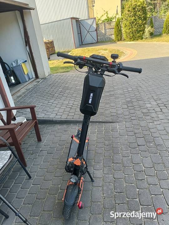 Sprzedaż hulajnogi elektrycznej Łazy sprzedam