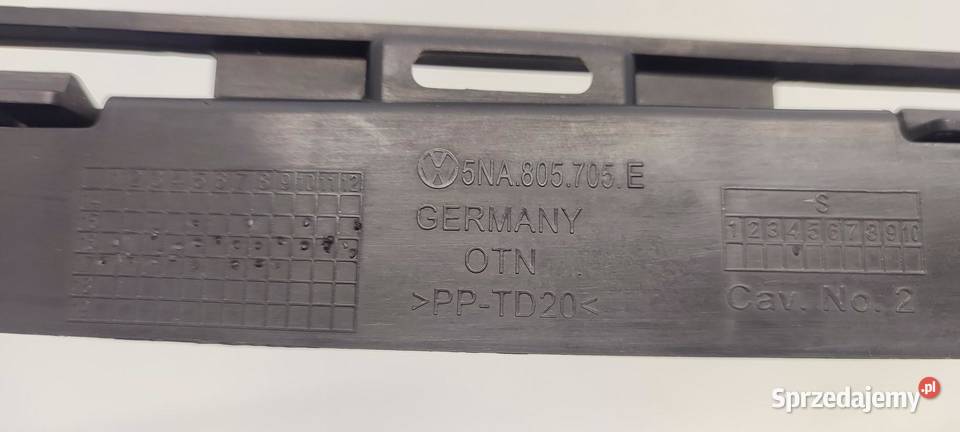 VW TIGUAN II ŚLIZG ZDERZAKA TYŁ