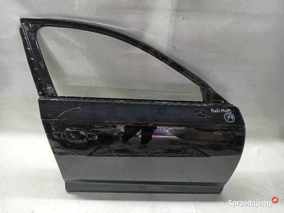 DRZWI PRZÓD PRZEDNIE PRAWE AUDI A4 B9 8W0831052 osobowe