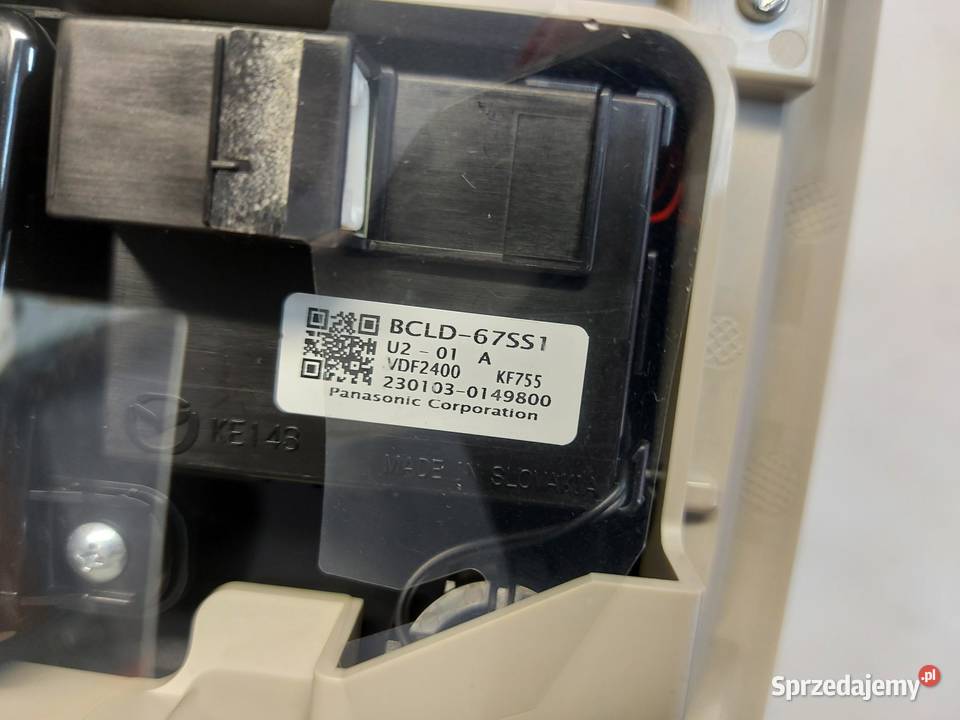 Mazda CX60 2023 lampka kabiny oświetlenia