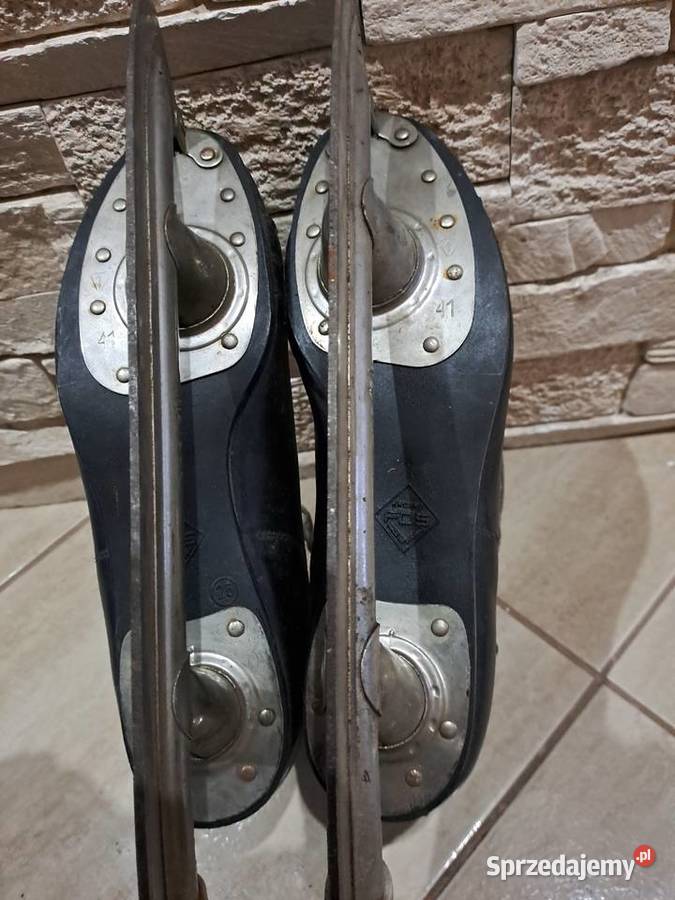 Łyżwy hokejowe FOSKROSNO 41 sprzedam