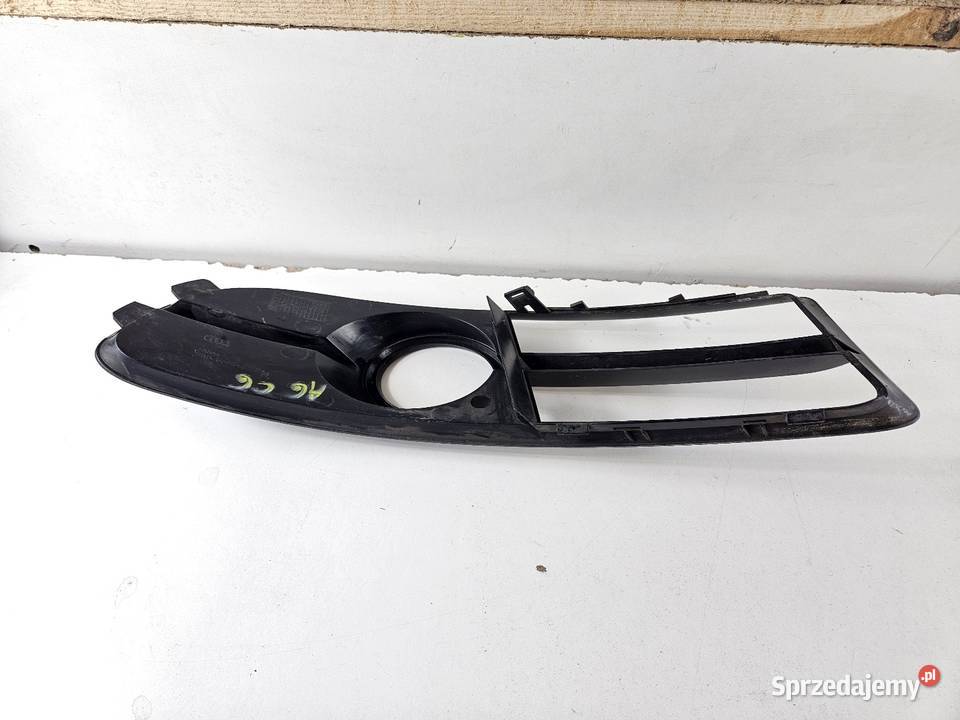 AUDI A4 B7 SLINE KRATKA LEWA ZDERZAKA PRZÓD Międzychód