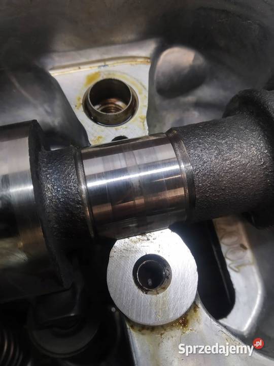 GŁOWICA KOMPLETNA 18 HYBRID Toyota Auris II 2012