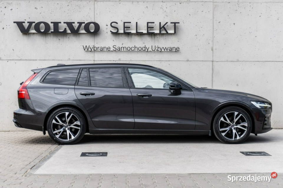 Volvo V60 Volvo V60 B4 D Plus Dark 197 FV23 II nieuszkodzony Łódź