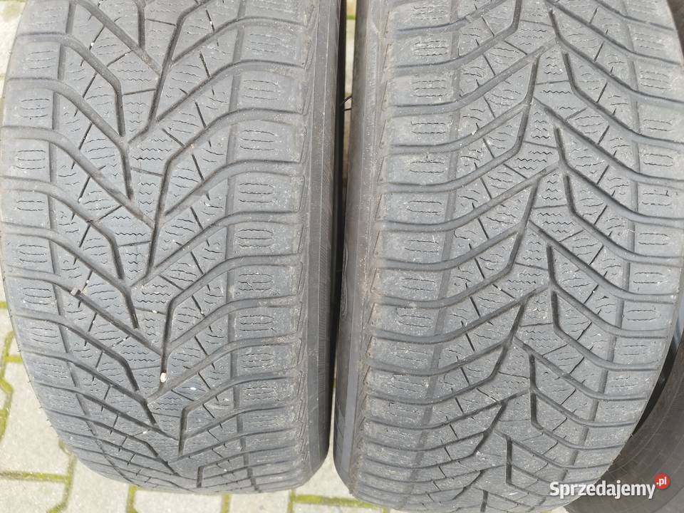 Opony zimowe Yokohama 225 55 R17 zima Samochodowe