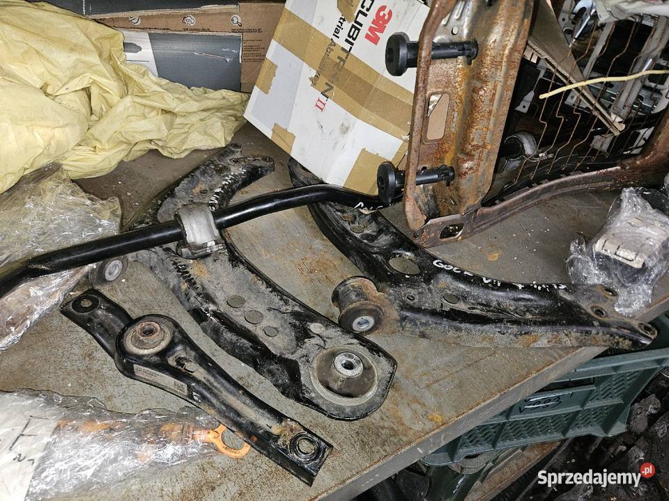 VV Golf 7 VII Variant Kombi 5G9 Zderzak Pozostałe Skawina