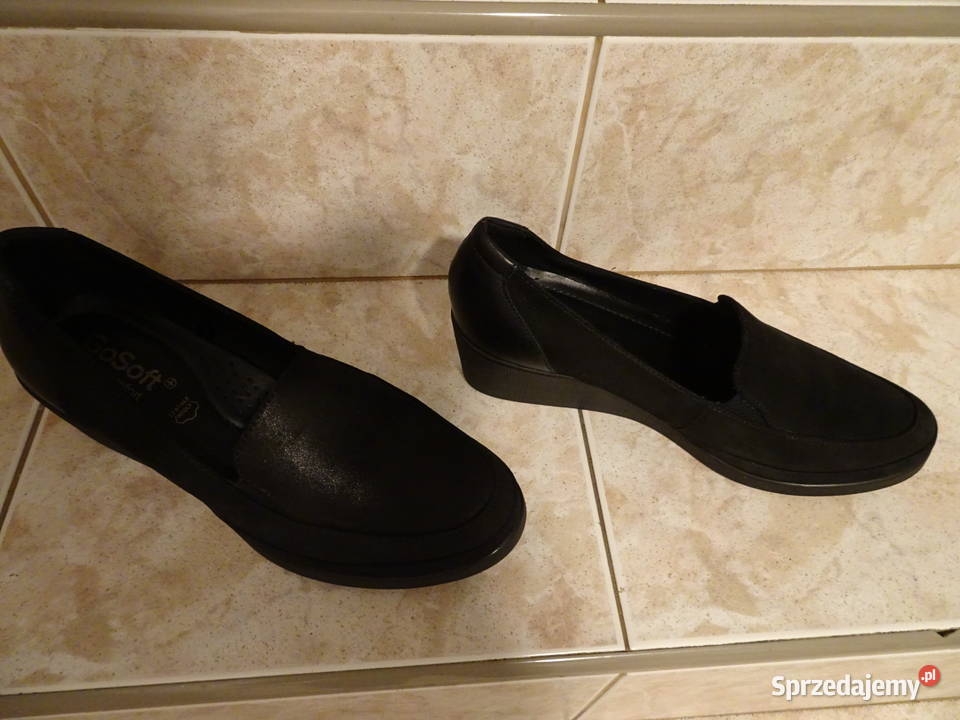 czarne półbuty na koturnie Go Soft rozmiar 40 Warszawa