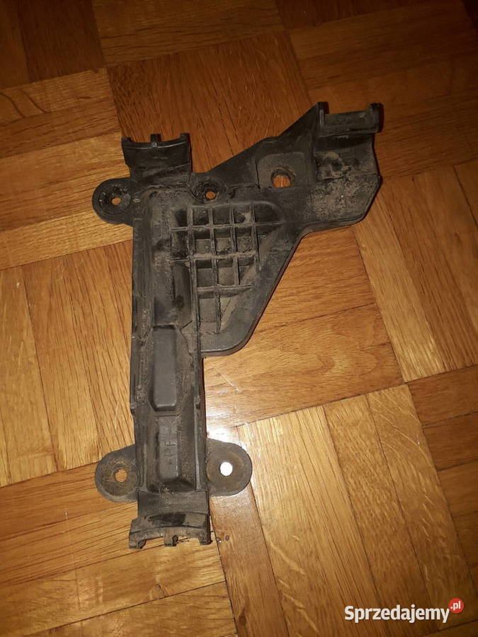 4A0807484A ślizg zderzaka prawy tył Audi A6 C4 Wrocław
