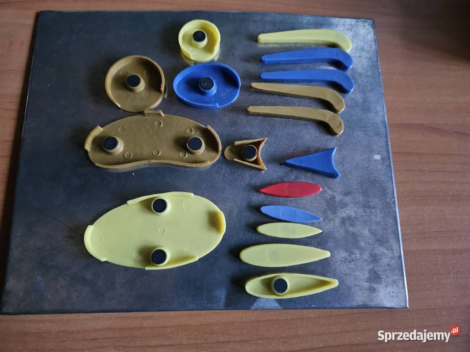 Zabawka plyta z klockami na magnesach PRL Oświęcim