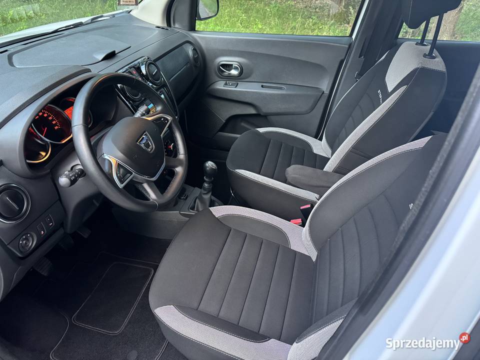 Dacia Lodgy lift 7osob 15 116 Navi tablet klima światła do jazdy dziennej